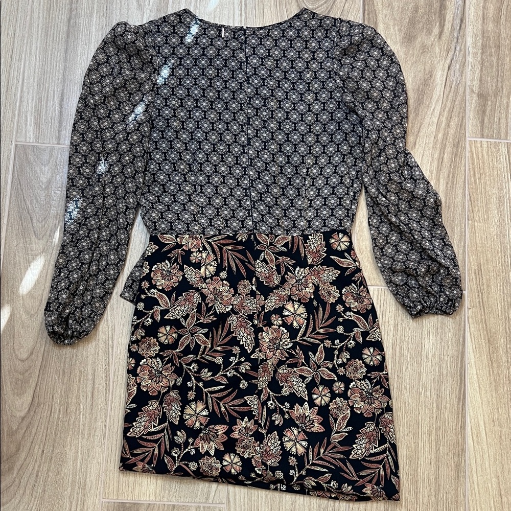 MISA Amber Paisley Print Long Sleeve Mini Dress - Picture 4 of 9